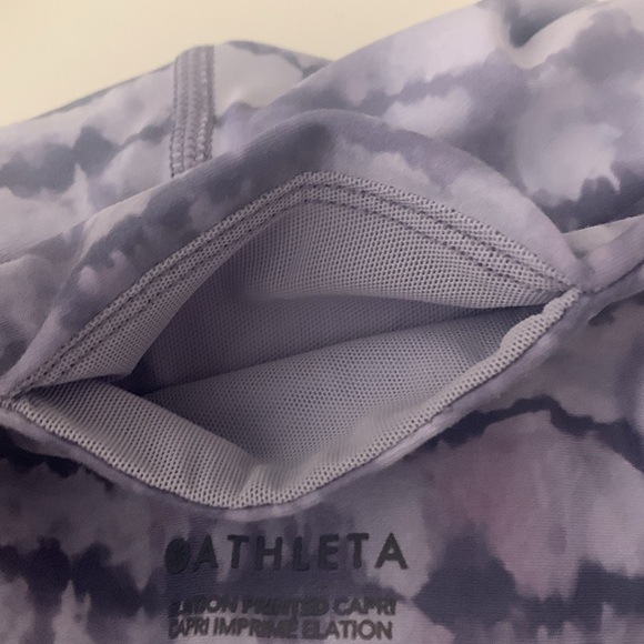 Athleta purple and white Activewear Top with matching Capri - Picture 7 of 7